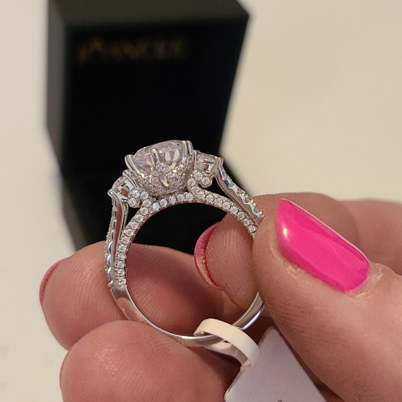 Ring - Picture 7 of 7